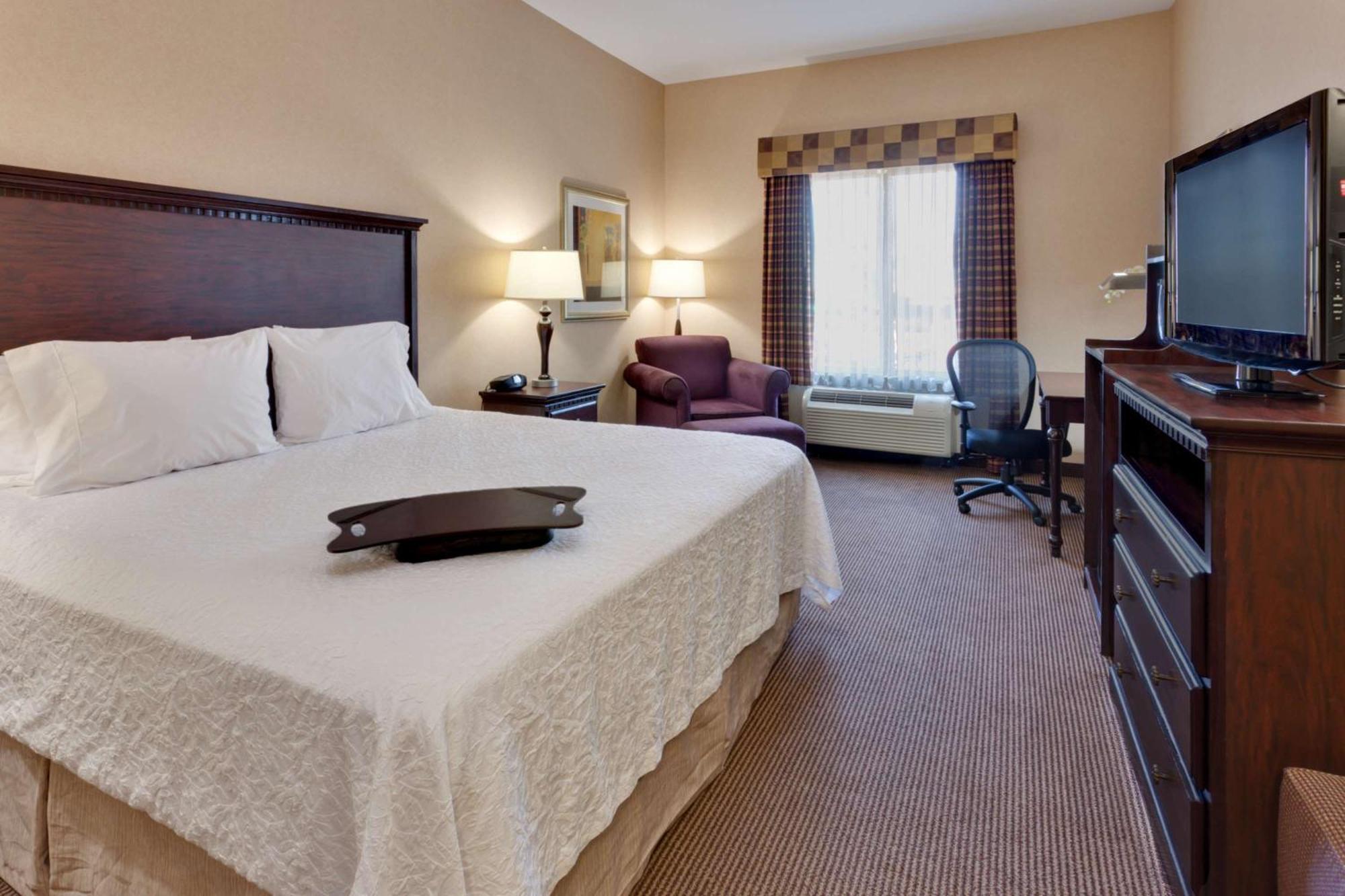 Hampton & Sacramento-airport-natomas 3*